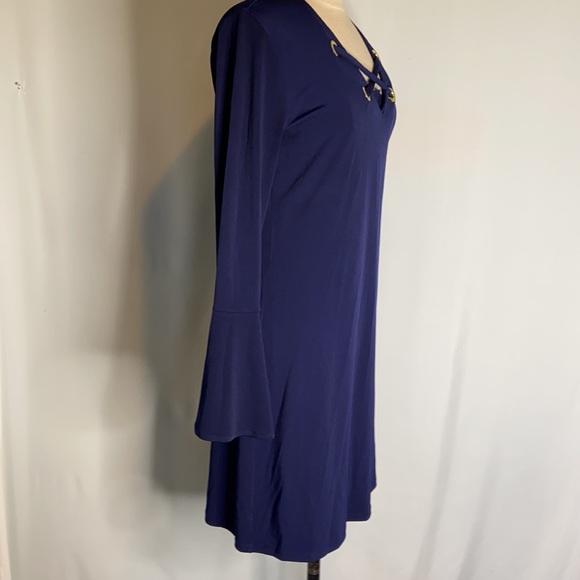 Michael Kors Grommet Lacing Navy Blue Bell Sleeves MIDI dress Size Medium - Picture 4 of 7
